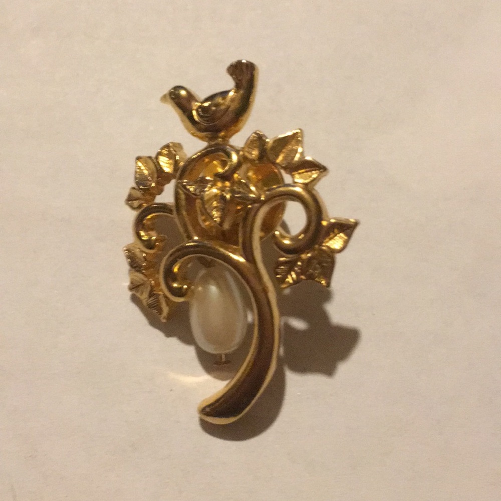 Vintage Art Deco, Bird in tree goldtone